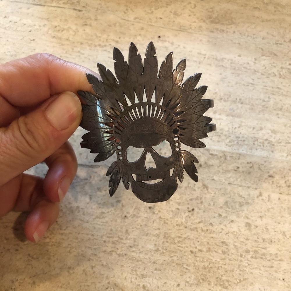 Sterling Cuff, Skull with headdress!